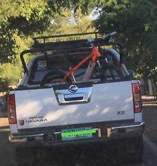 Selling White Nissan Frontier Navara 2011 Manual Diesel at 77182 km 