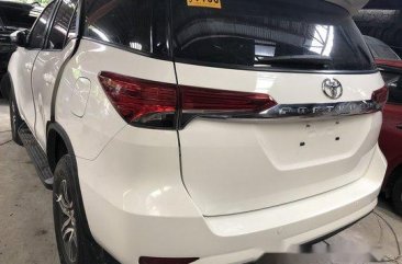 Selling White Toyota Fortuner 2018 