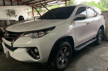 Selling White Toyota Fortuner 2018 at 11000 km 