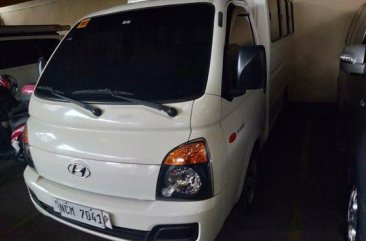 Selling White Hyundai H-100 2017 in Quezon City 