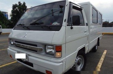 Selling White Mitsubishi L300 2015 Manual Diesel 