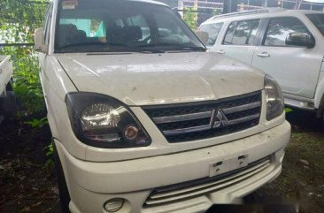 Selling White Mitsubishi Adventure 2017 in Makati 