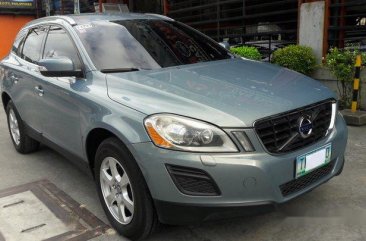 Blue Volvo Xc60 2011 at 46000 km for sale