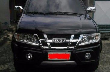 Selling Black Isuzu Crosswind 2014 Manual Diesel at 23000 km 