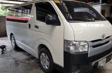 Selling White Toyota Hiace 2018 at 5500 km 