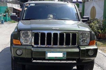 Green Jeep Commander 2008 at 109000 km for sale 