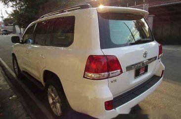 White Toyota Land Cruiser 2009 at 50001 km for sale