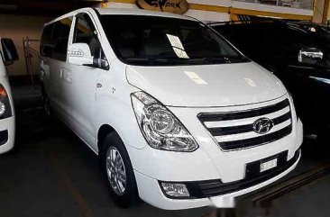Selling Hyundai Grand Starex 2016 at 26232 km 