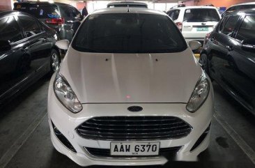 Sell White 2014 Ford Fiesta at 39000 km 