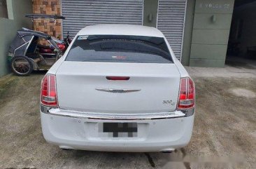 Sell White 2014 Chrysler 300c Automatic