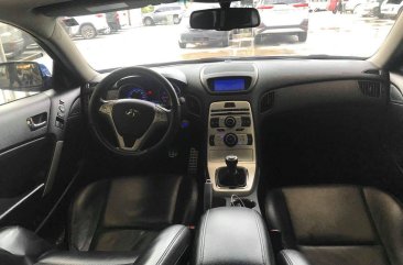 2010 Hyundai Genesis for sale in Makati 