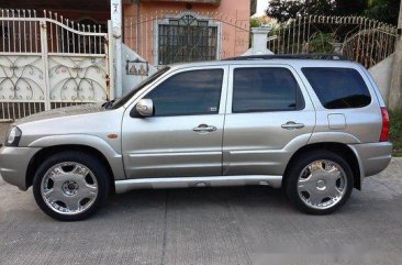 Selling Silver Mazda Tribute 2004 at 82000 km