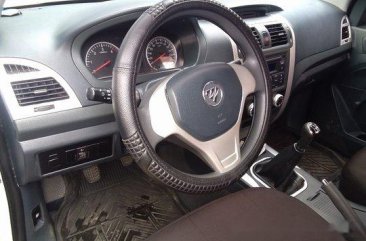 Selling White Foton Thunder 2016 Manual Diesel at 19000 km