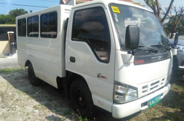 2014 Isuzu Nhr for sale in Angeles 