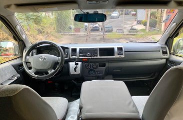 2015 Toyota Hiace at 42000 km for sale 