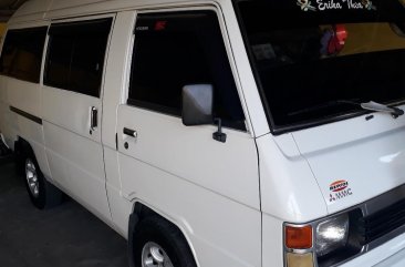 Mitsubishi L300 2000 for sale in Santa Tomas 