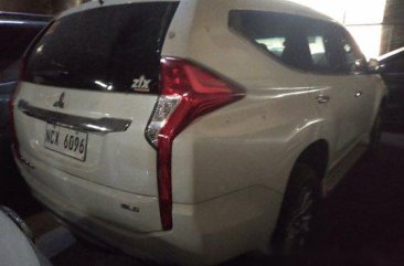 White Mitsubishi Montero Sport 2016 at 43000 km for sale