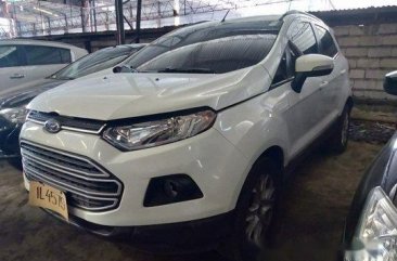 White Ford Ecosport 2016 at 30000 km for sale