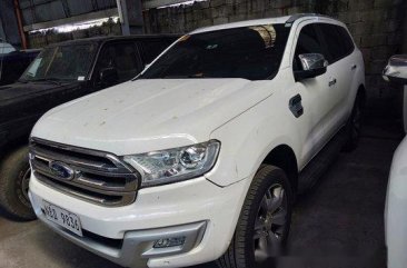 Sell White 2018 Ford Everest at 14000 km 