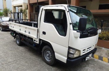 Used Isuzu Elf 2004  Manual  Diesel for sale in Quezon City