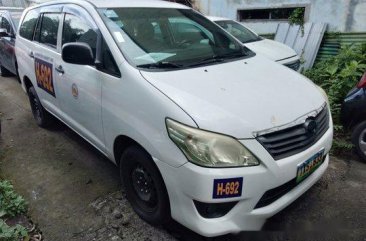 White Toyota Innova 2014 at 228000 km for sale