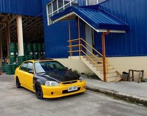 Yellow Honda Civic 1998 at 100000 km for sale