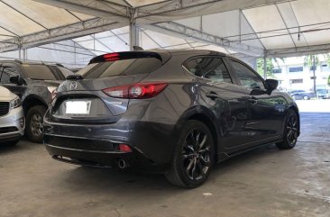 Selling Mazda 3 2015 Hatchback in Makati 