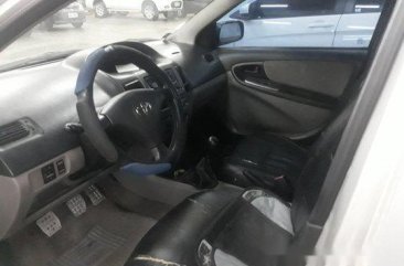 Selling Silver Toyota Vios 2004 at 99000 km