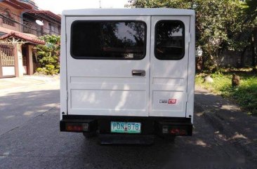 White Mitsubishi L300 2010 for sale in Quezon City