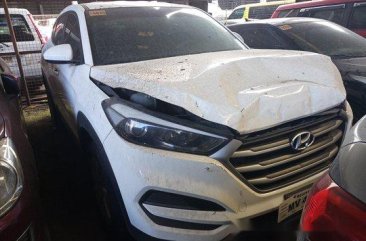 Sell White 2018 Hyundai Tucson at 15000 km 