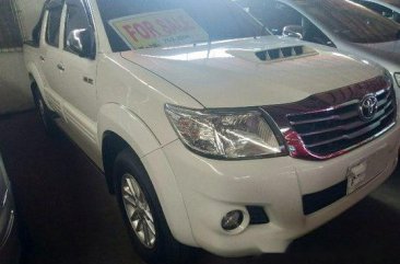 Selling White Toyota Hilux 2014 Automatic Diesel