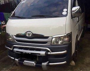 White Toyota Hiace 2010 Manual Diesel for sale