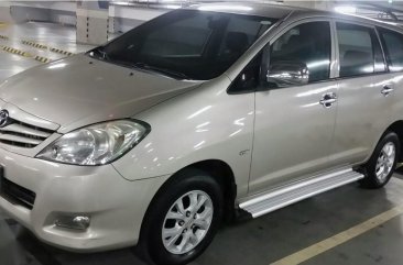 2010 Toyota Innova for sale in Quezon City