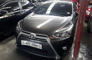 Grey Toyota Yaris 2016 at 13867 km for sale 