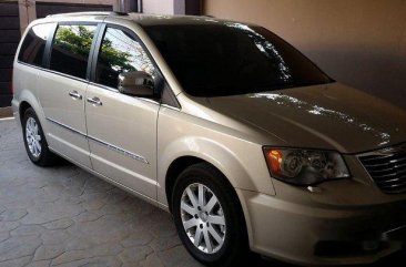 Used Chrysler Town And Country 2012 for sale in Manila