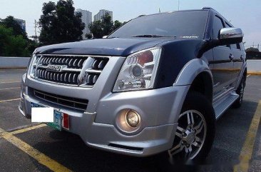 Used Isuzu Alterra 2012 Automatic Diesel at 42000 km for sale in Quezon City