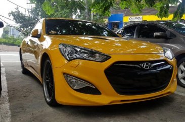 Selling  Hyundai Genesis 2013 Coupe / Roadster in Quezon City,