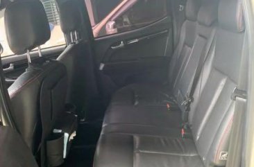 Isuzu D-Max 2015 at 50000 km for sale 