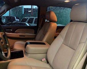 Selling Chevrolet Suburban 2010 Automatic Gasoline 