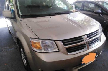 Sell Beige 2009 Dodge Caravan at Automatic Gasoline at 100000 in Manila