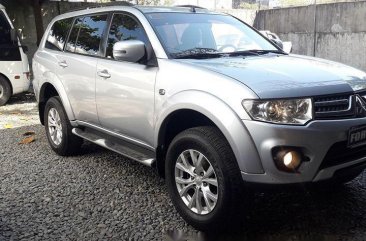 Selling Blue Mitsubishi Montero 2014 SUV/MPV at  Automatic Diesel in Manila