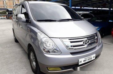 Silver Hyundai Starex 2015 at 42000 km for sale