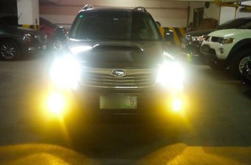 Black Subaru Forester 2011 Automatic Gasoline for sale 