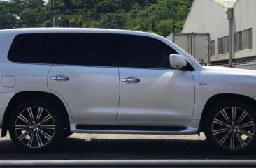 Selling Used Lexus Lx 2013 in Subic 