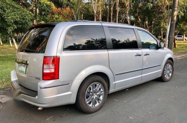 2009 Chrysler Town And Country at 60000 km for sale 