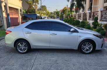 2014 Toyota Corolla Altis at 37000 km for sale 