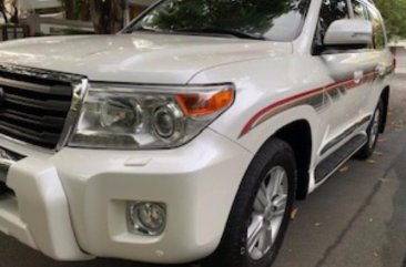 Toyota Land Cruiser 2012 for sale in Makati 