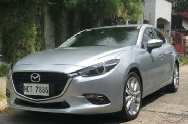 Second-hand Mazda 3 2018 Hatchback in Manila