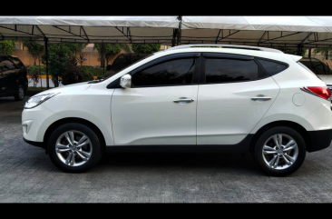 Selling Hyundai Tucson 2011 at 41525 km 