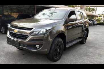 Selling Chevrolet Trailblazer 2017 at 34184 km 